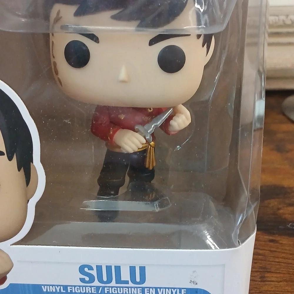 Funko Pop Sulu in Red Attire *box Issue - Picture 2 of 6